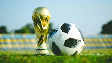 日本队小组第二出线将战巴西（配图示意）